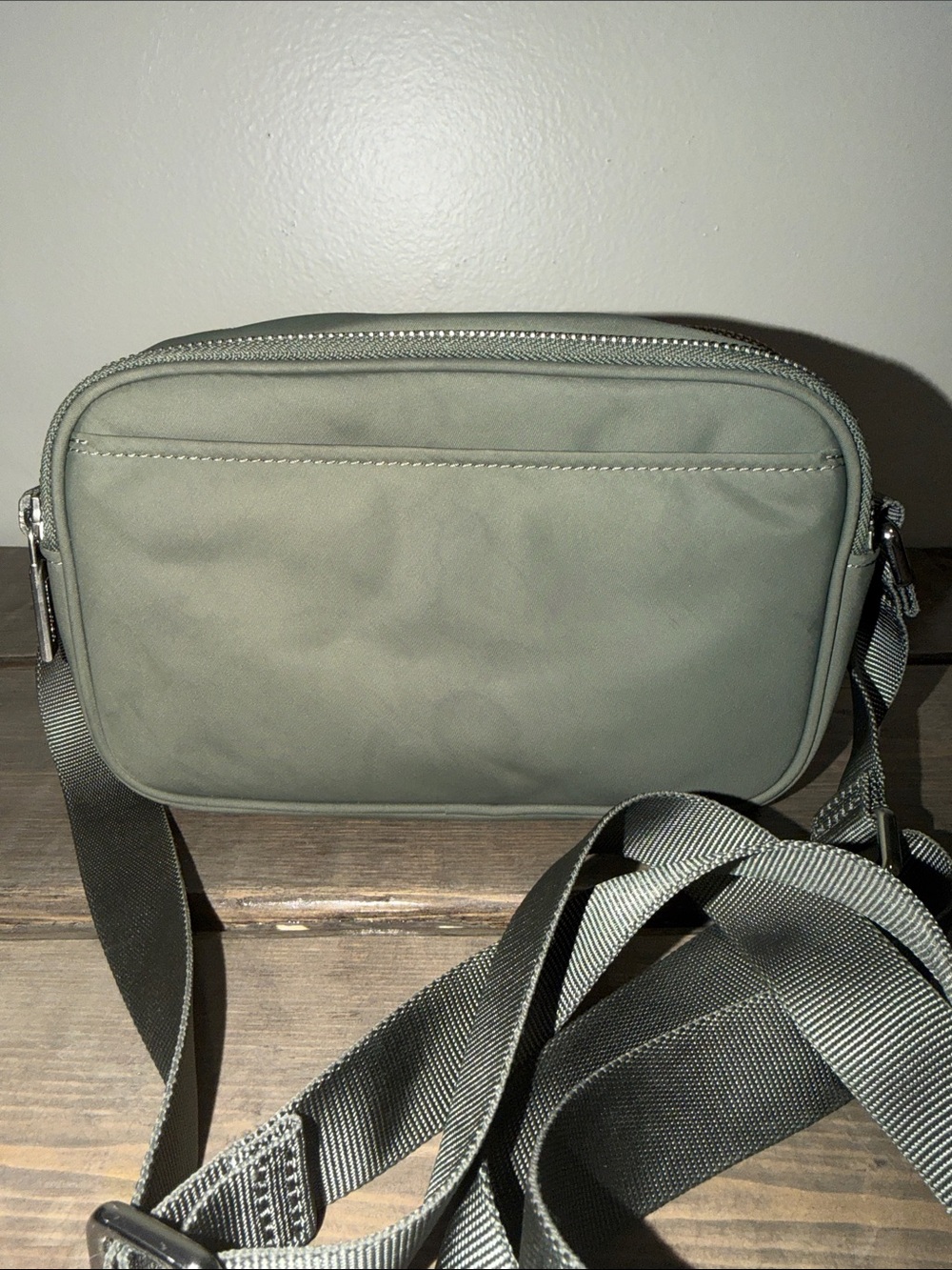 Lululemon Athletica Olive Green Camera Crossbody Bag - Picture 6 of 12